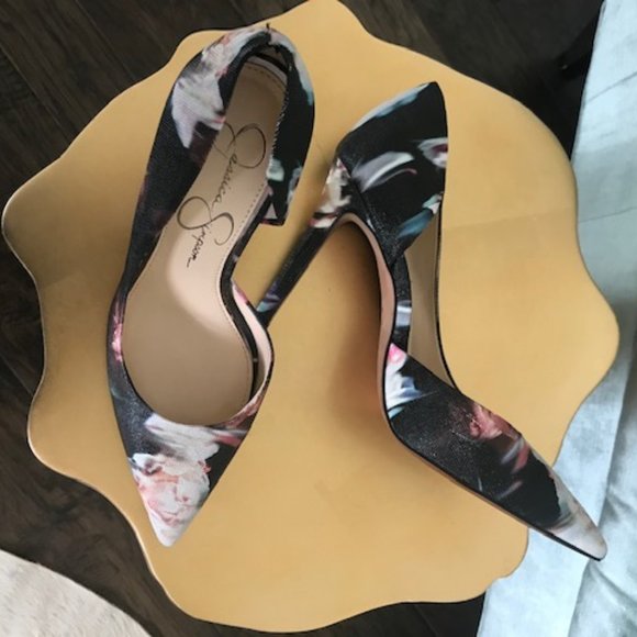 Jessica Simpson print heels - Picture 2 of 4